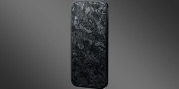 شرکت Caviar از آیفون بدون دوربین و فوق سبک خود رونمایی کرد