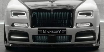 رونمایی منصوری از نسخه‌ خاص و جنجالی رولز-رویس داون