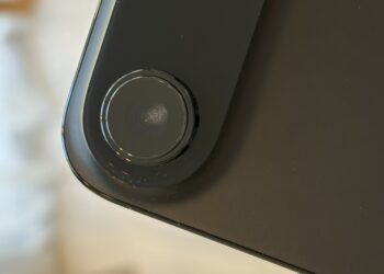 مشکل آیفون ایر