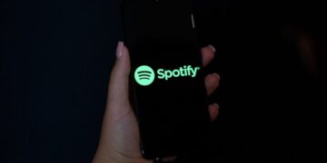 پس از ۸ سال اسپاتیفای از صدای Lossless با کیفیت ۲۴ بیت رونمایی کرد