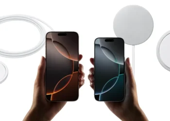 شارژر مگ‌سیف ۲۵ واتی اپل با گوشی‌های اندرویدی هم کار می‌کند