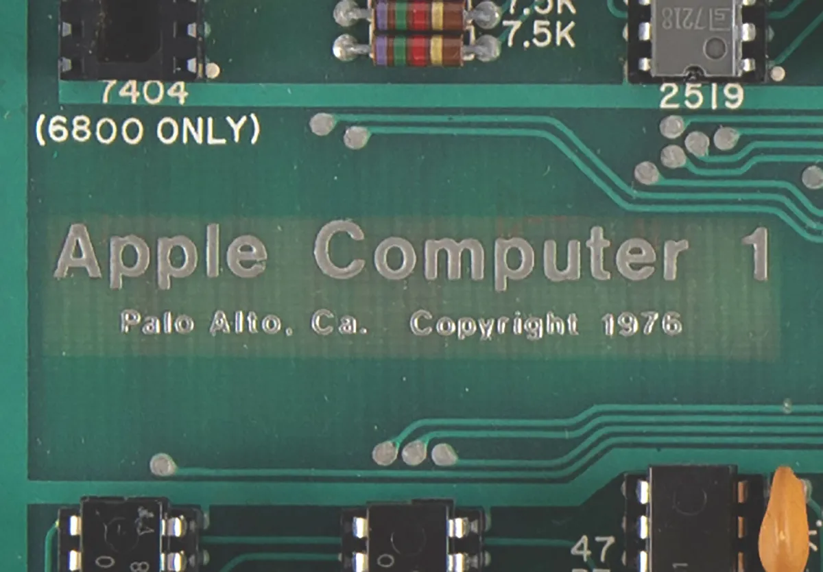 کامپیوتر Apple-1