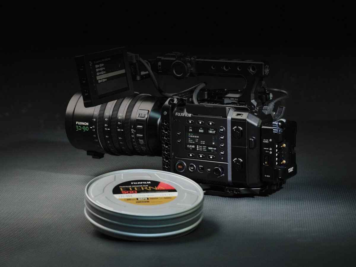 دوربین FUJIFILM GFX ETERNA 55