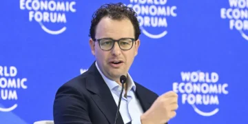 مدیرعامل Anthropic: آینده هوش مصنوعی پرریسک است