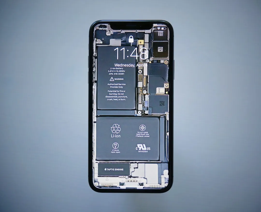 FCC leaked iPhone schematics