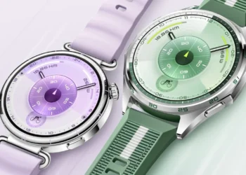 شرکت هواوی امروز از جدیدترین ساعت هوشمند خود با نام HUAWEI WATCH GT 6 رونمایی کرد؛ محصولی که با ترکیب طراحی لوکس، ویژگی‌های پیشرفته ورزشی و سلامت و عمر باتری کم‌نظیر، جایگاه ویژه‌ای در بازار پوشیدنی‌های هوشمند سال ۲۰۲۵ پیدا خواهد کرد.