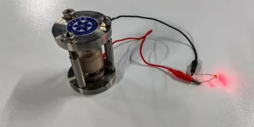 چین نخستین باتری هیدرید یونی جهان را برای ذخیره ‌سازی انرژی پاک ساخت