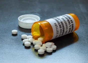 مصرف داروهای افیونی هنگام بارداری باعث اوتیسم یا بیشفعالی در کودک نمی شود