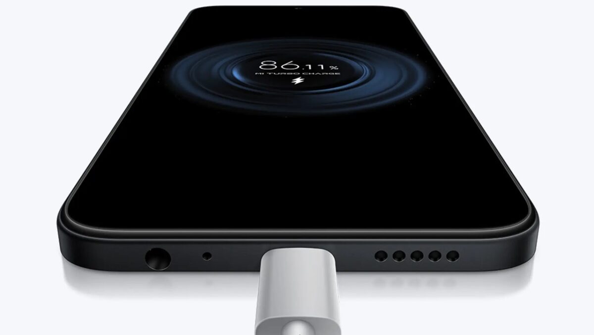 یکی از مهمترین بخشها در بررسی پوکو C85 4G باتری قدرتمند 6000 میلیآمپر ساعتی آن است.