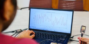پایش سلامت با روترهای WiFi بدون گجت پوشیدنی