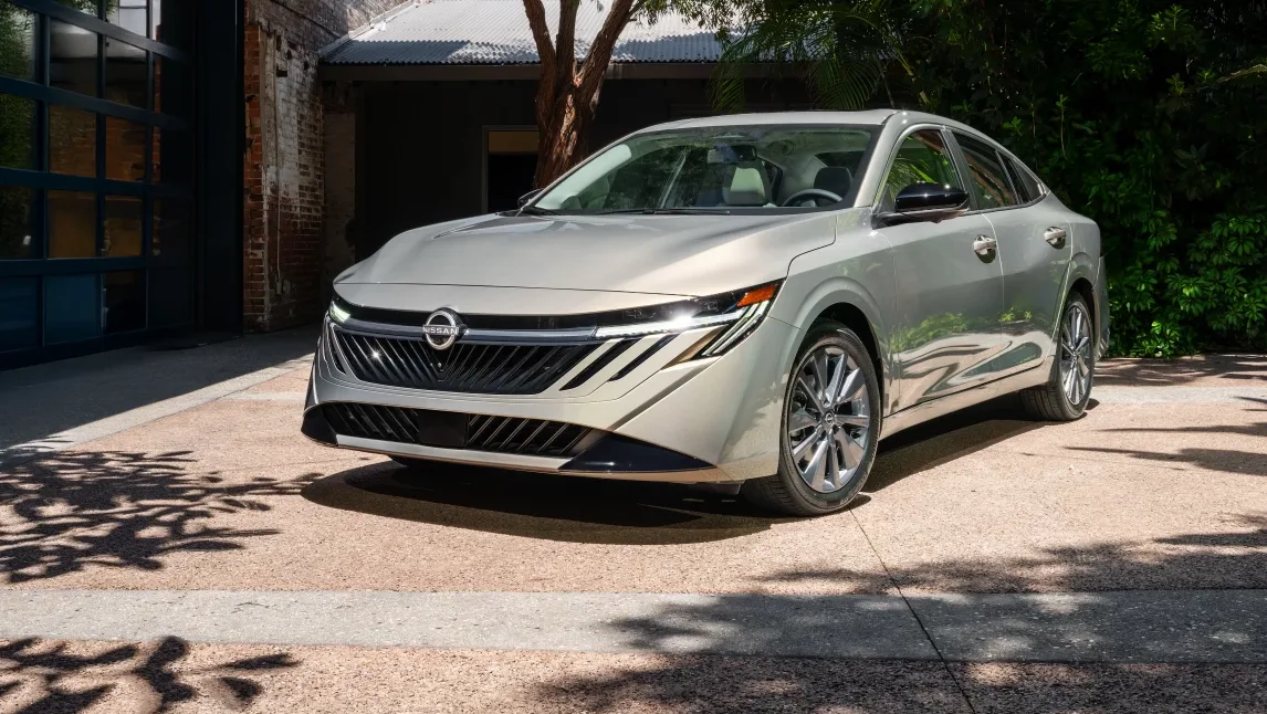نیسان از Sentra 2026 با بدنه مستحکم‌تر رونمایی کرد