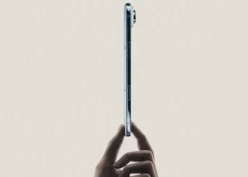 استفاده از مواد بازیافتی بیشتر در محصولات جدید اپل؛ آیفون ۱۷ و اپلواچ در صدر