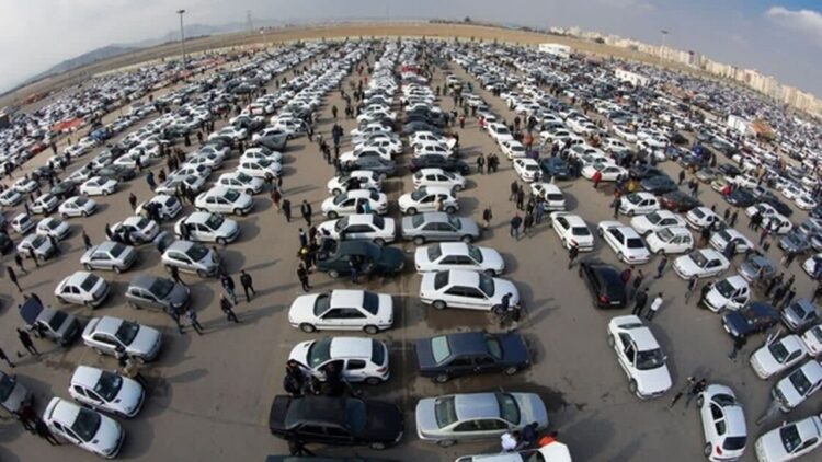 سونامی رکورد در بازار خودرو؛ وقتی خریدار نایاب می شود