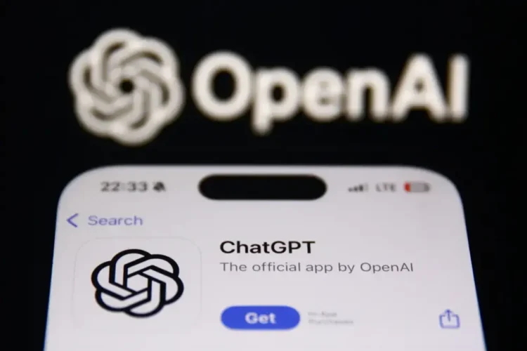 شرکت OpenAI به‌تازگی فهرستی از ۱۰۰ پرامپت برتر ChatGPT را منتشر کرده است؛ فهرستی که حاصل همکاری و رأی‌گیری گروهی از دانشجویان دانشگاه‌های مختلف در قالب یک «لابراتوار مجازی» است.
