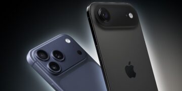 گزارشی که امروز توسط بلومبرگ منتشر شد، نشان می‌دهد برخی از مدل‌های جدید آیفون ۱۷ پرو و آیفون ایر که به‌تازگی در فروشگاه‌های اپل برای نمایش عمومی قرار گرفته‌اند، پیش از عرضه رسمی به دست کاربران، دچار خط و خش و سائیدگی شده‌اند. این موضوع واکنش بسیاری از علاقه‌مندان را برانگیخته است.