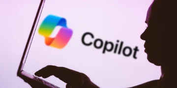 مایکروسافت مدل های هوش مصنوعی Anthropic را به Copilot اضافه می‌ کند