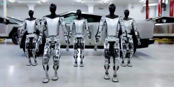 آیا اپتیموس می‌ تواند آمریکا را فاتح ربات های انسان‌نما کند؟