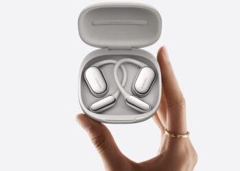 هندزفری رو گوشی شیائومی از قابلیت ضد نشت صدای سهبعدی پشتیبانی میکند