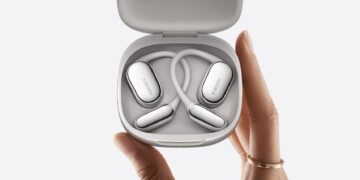 هندزفری رو گوشی شیائومی از قابلیت ضد نشت صدای سه‌بعدی پشتیبانی می‌کند