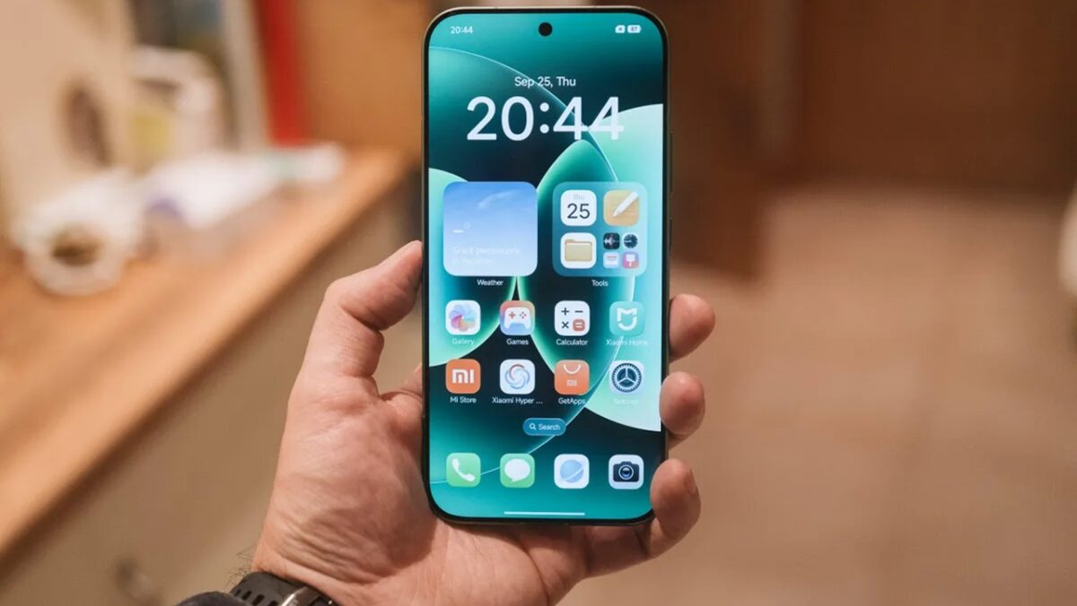 مشخصات فنی نمایشگر 6.9 اینچی LTPO AMOLED
