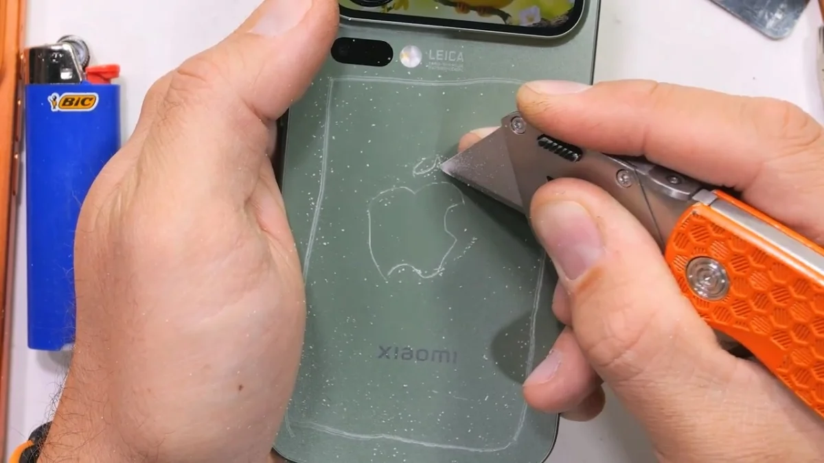 Xiaomi 17 Pro most durable smartphone display