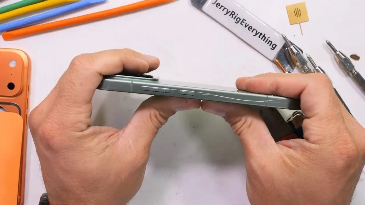 Xiaomi 17 Pro most durable smartphone display