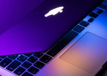 فروش کامپیوترهای مک ۱۵ درصد افزایش یافت؛ جایگاه دوم اپل بعد از لنوو