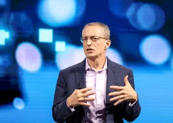 مدیرعامل سابق اینتل: حباب هوش مصنوعی فعلا خیال ترکیدن ندارد