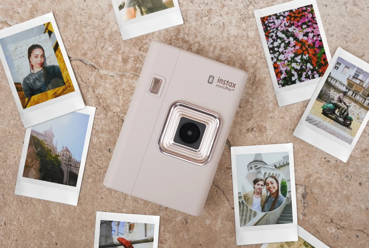 فوجیفیلم Instax LiPlay Plus