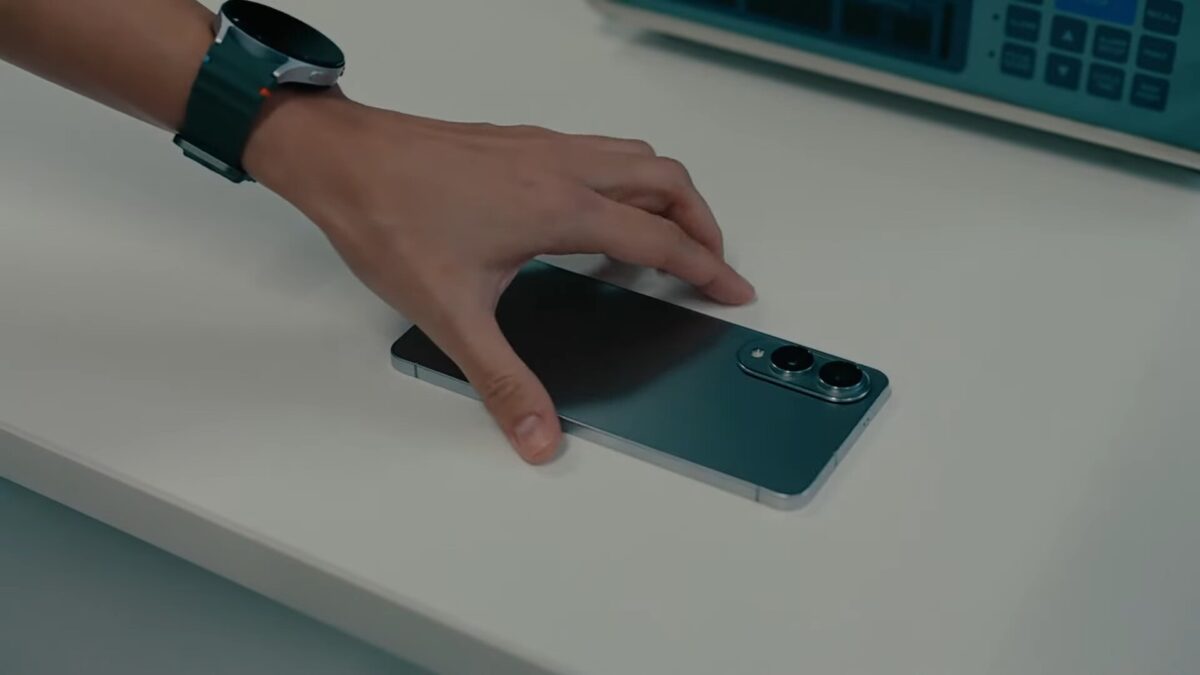 سامسونگ در حال توسعه گوشی فوقباریک جدید با نام More Slim