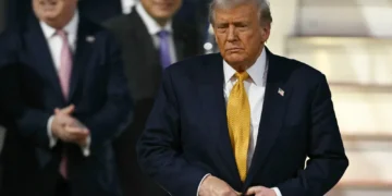 کاخ سفید پایان جنگ کنسولها را اعلام کرد؛ ترامپ در لباس مستر چیف