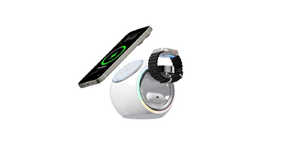 KL-CD70 3in1 از کولا یک داک حرفهای با توان ۱۵ وات برای آیفون و ۵ وات برای ایرپاد و اپل واچ است.