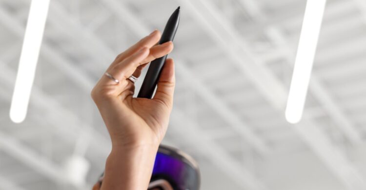 Logitech made an Apple Pencil-like stylus