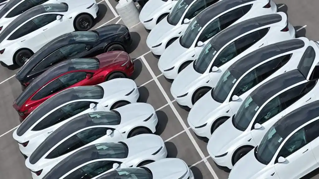 Tesla cars could create massive 100-million-vehicle strong computer for AI