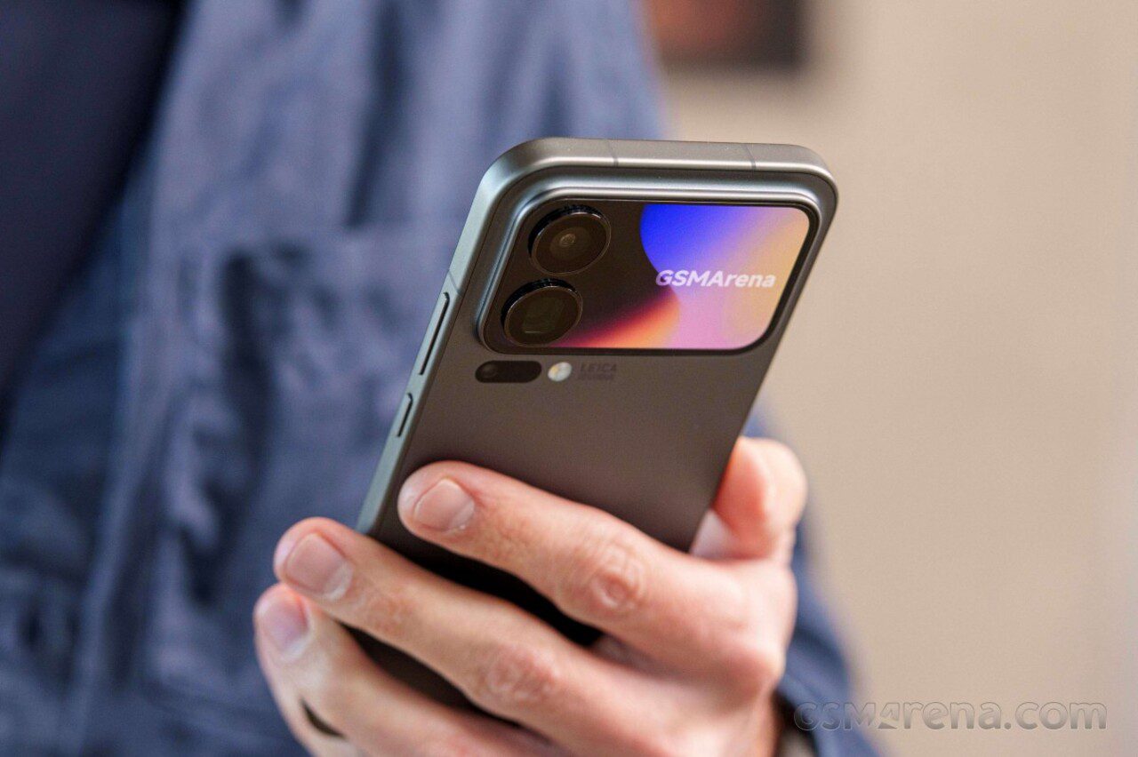 شیائومی ۱۷ پرو مکس عمر باتری و سرعت شارژ جدیدی را ثبت کرد