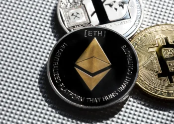 آلت‌کوین‌های برتر برای رصد هم‌زمان با سقف‌شکنی بیت‌کوین (BTC)