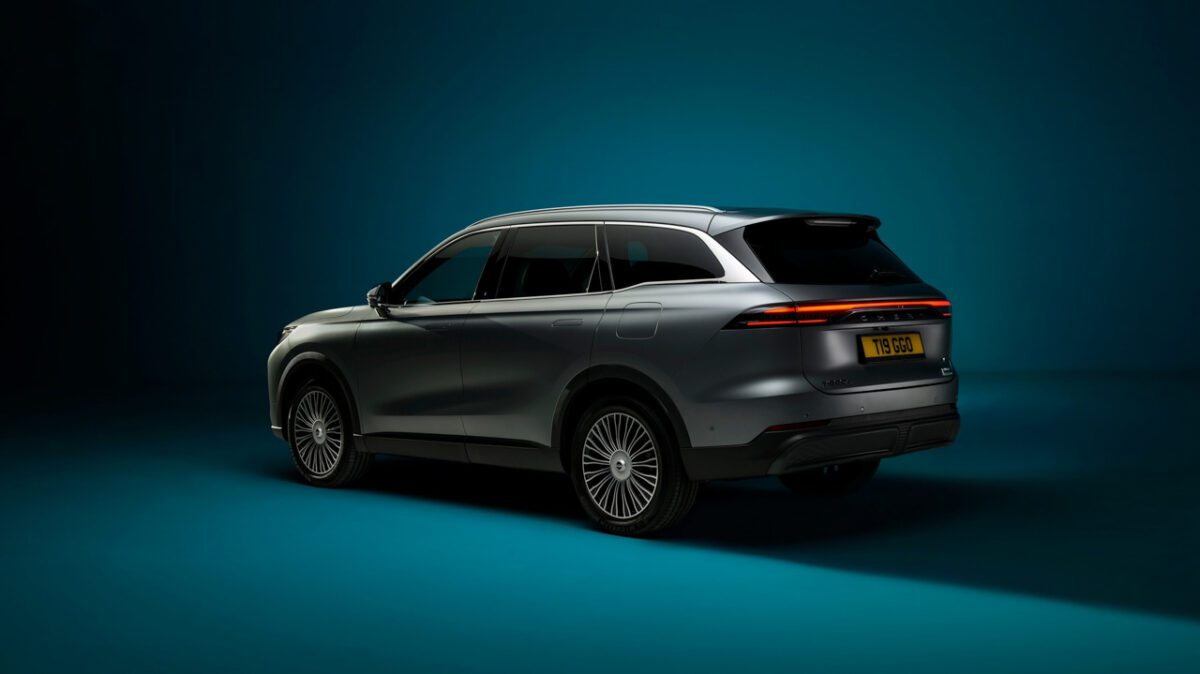 چری شاسی‌بلند پرچم‌دار Tiggo 9 Super Hybrid را معرفی کرد