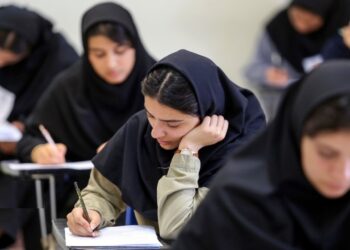 معاون وزیر علوم: کنکور فعلا حذف نمی شود