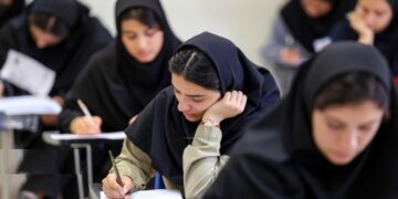 معاون وزیر علوم: کنکور فعلا حذف نمی شود