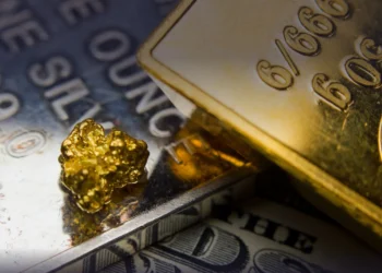 پیشبینی قیمت طلا، نقره و پلاتین؛ بازگشت فلز زرد به مدار رشد