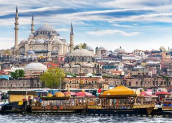 مهمترین مقصد گردشگری خارجی ایرانی ها کجاست؟