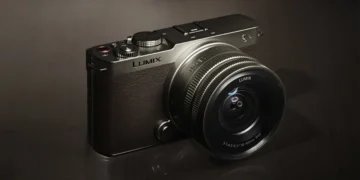 پاناسونیک دوربین LUMIX S9 را با رنگ‌های جدید و نسخه طلایی تیتانیوم عرضه کرد