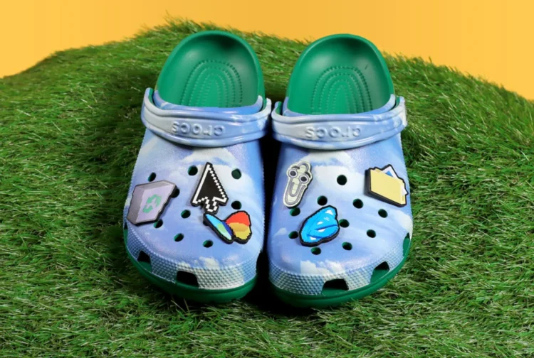 مایکروسافت از دم‌پایی Crocs با تم Windows XP رونمایی کرد