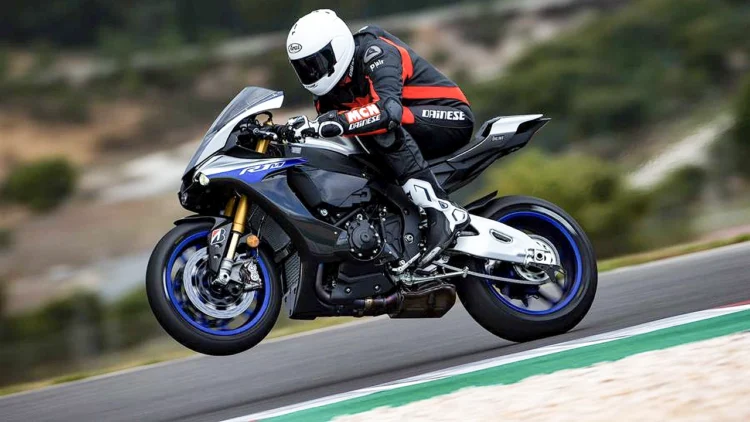 موتورسیکلت YZF-R1M؛ سریع‌ترین موتورسیکلت تاریخ یاماها