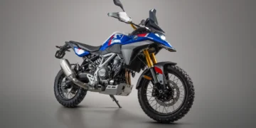 موتورسیکلت BMW F 450 GS؛ ماجراجویی سبک با قدرت و تکنولوژی بالا