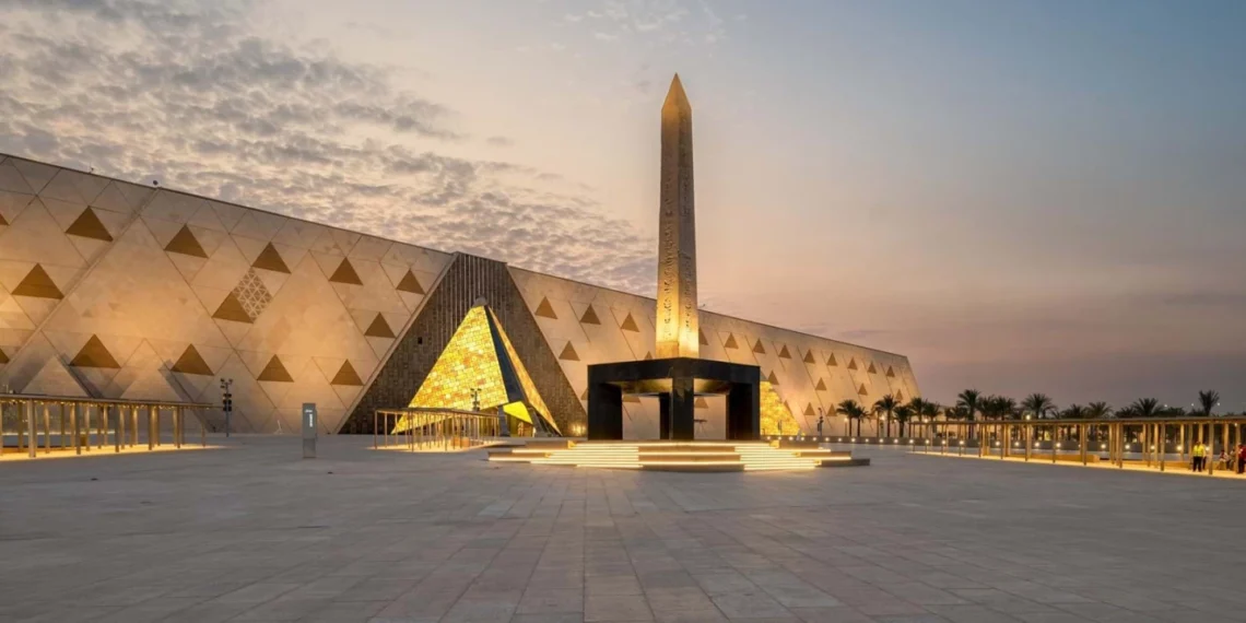 افتتاح بزرگترین موزه باستانشناسی جهان در مصر با ۱۰۰ هزار اثر تاریخی