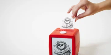 پرینتر کوچک Stickerbox که ایده‌های کودکان را زنده می‌ کند