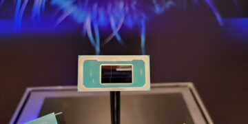 نمایی از پردازنده Panther Lake اینتل