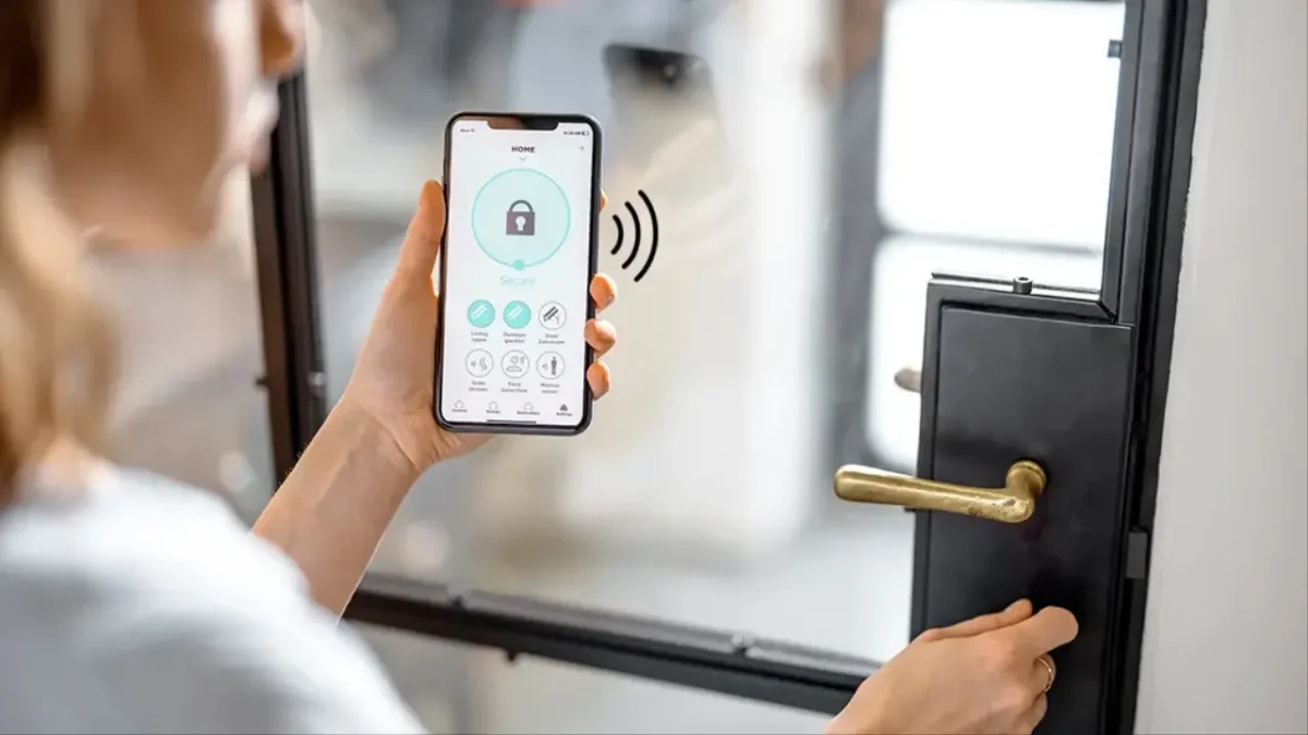 انواع قفل هوشمند (اثر انگشتی، کارتی، اپلیکیشن)