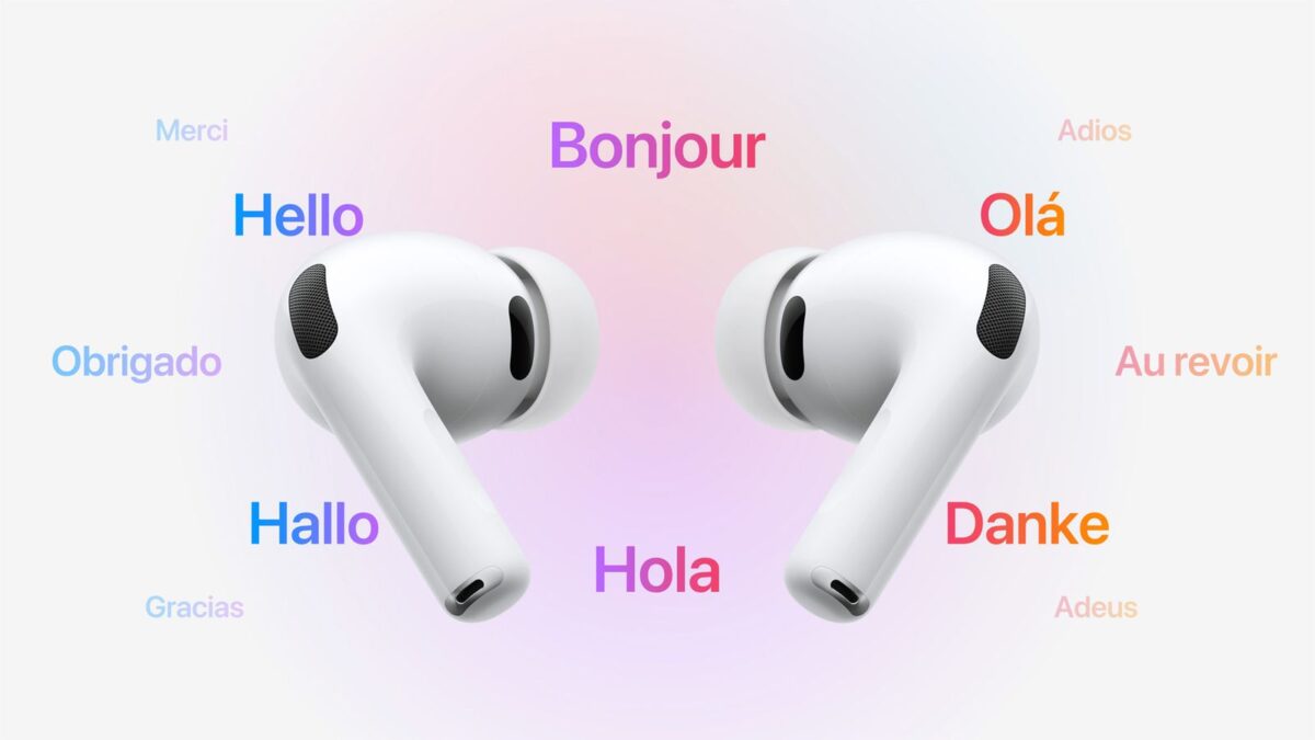 دو جفت AirPods Pro در مرکز با کلمات "Bonjour،" "Hello،" "Hola،" و سایر عبارات در زبان‌های مختلف در اطراف آن‌ها که نشان‌دهنده ویژگی ترجمه زنده است.